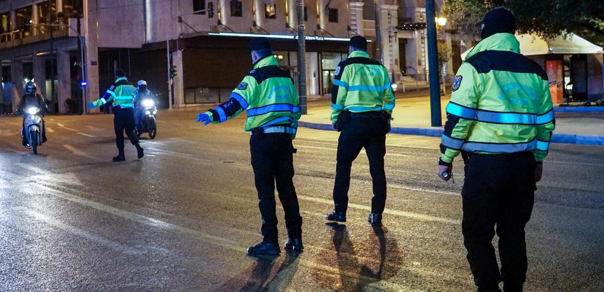 ΕΛΕΓΧΟΙ ΠΡΟΣΤΙΜΑ ΑΣΥΝΟΜΙΑ ΚΟΡΩΝΟΙΟΣ