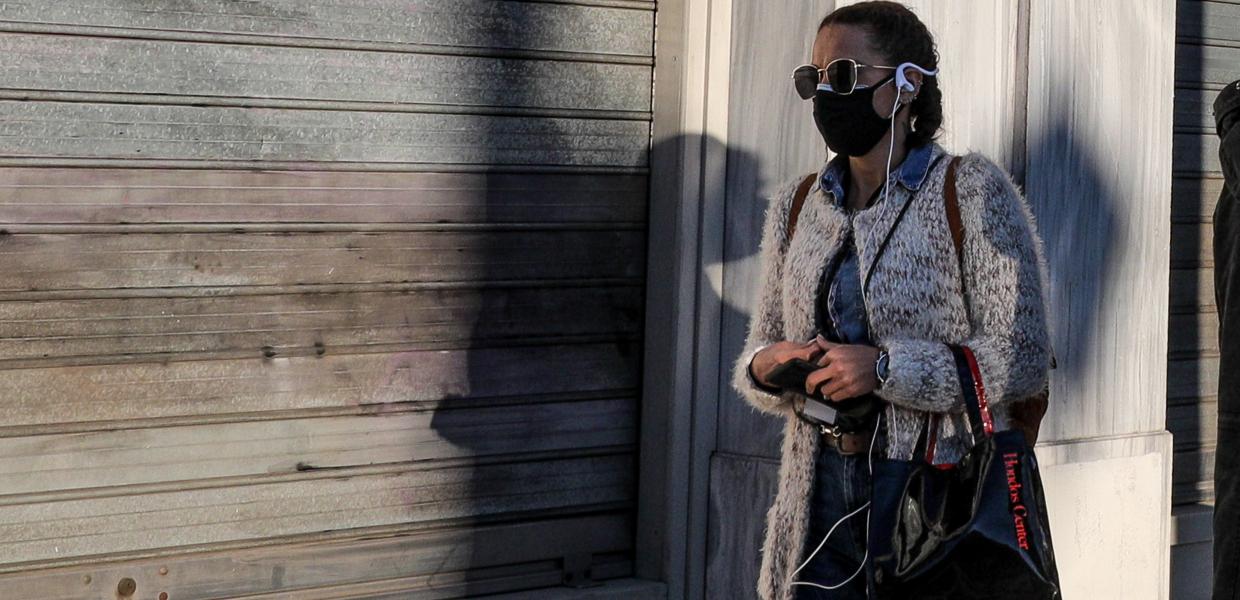 Στιγμιότυπο από την Αθήνα εν μέσω lockdown 