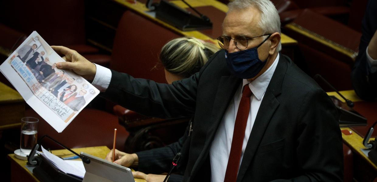 Ο Γιάννης Ραγκούσης στη Βουλή