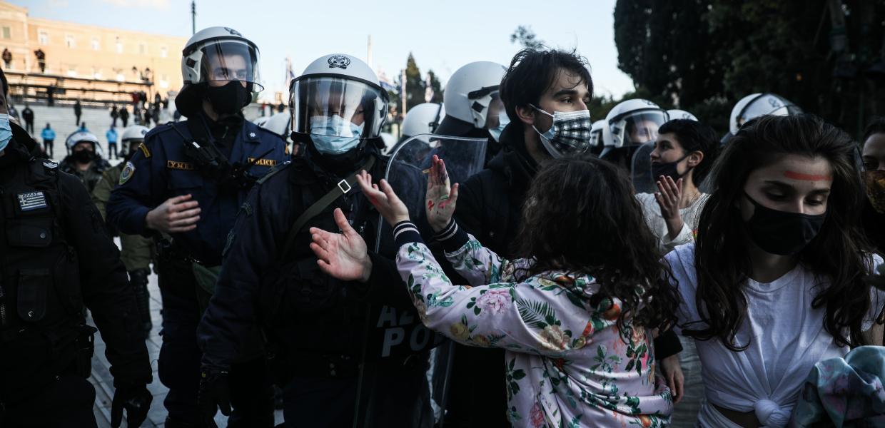 Καλλιτέχνες στο Σύνταγμα
