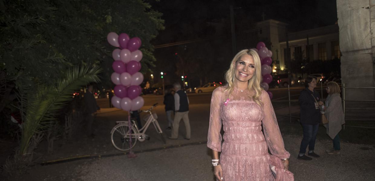 ΕΛΕΝΗ ΜΕΝΕΓΑΚΗ