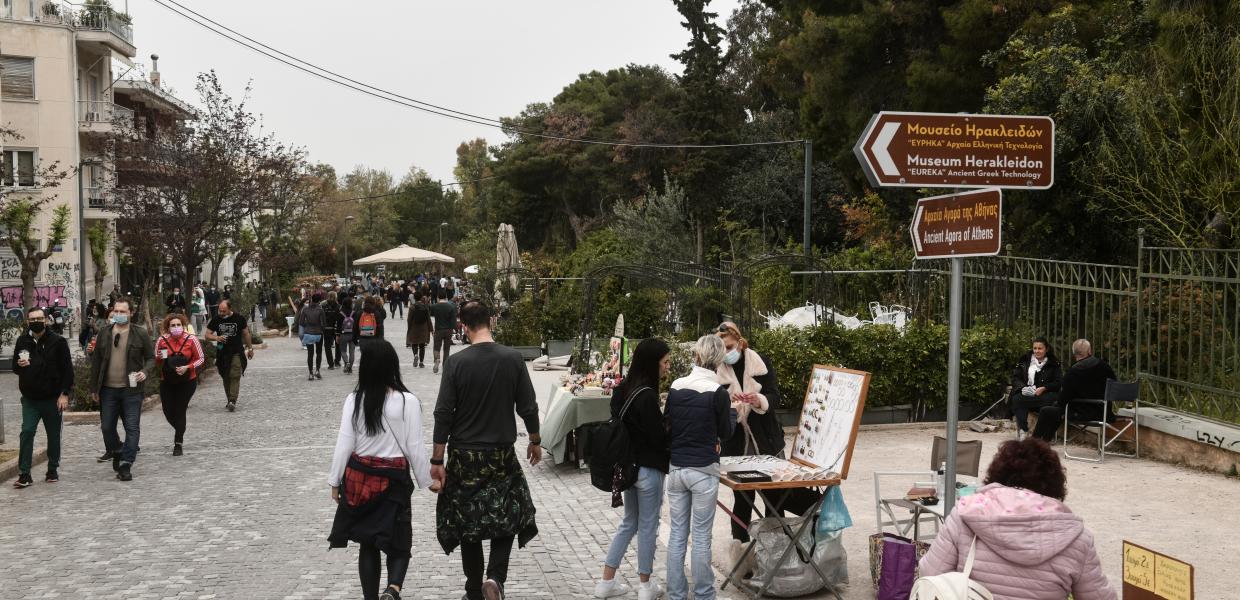 ΘΗΣΕΙΟ ΚΟΡΩΝΟΙΟΣ ΛΟΚΝΤΑΟΥΝ