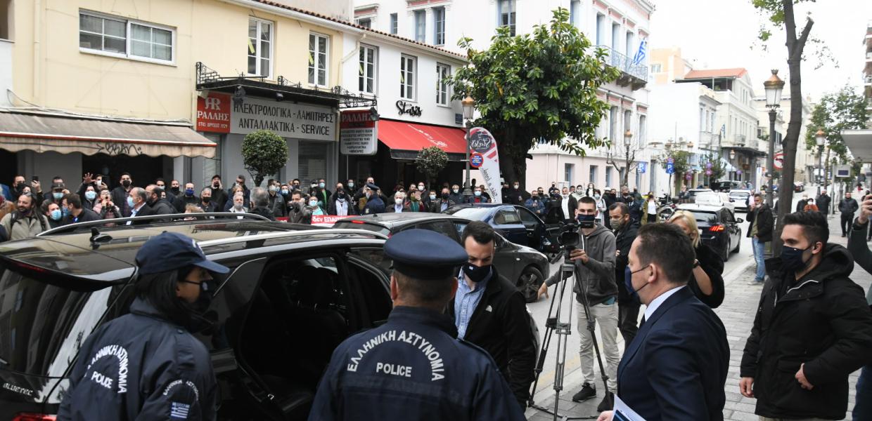 ΠΕΤΣΑΣ ΠΑΤΡΑ ΕΜΠΟΡΟΙ ΔΙΑΜΑΡΤΥΡΙΑ ΛΙΑΝΕΜΠΟΡΙΟ