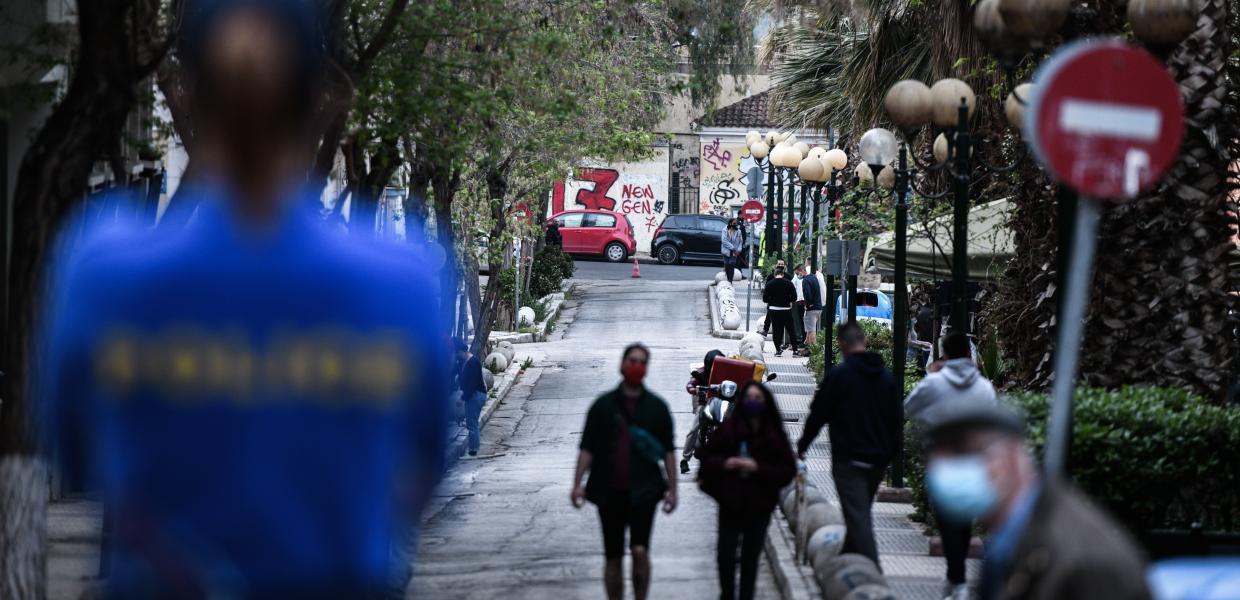 ΥΠΟ ΑΣΤΥΝΟΜΙΚΟ ΚΛΟΙΟ Η ΠΛΑΤΕΙΑ ΒΑΡΝΑΒΑ ΣΤΟ ΠΑΓΚΡΑΤΙ
