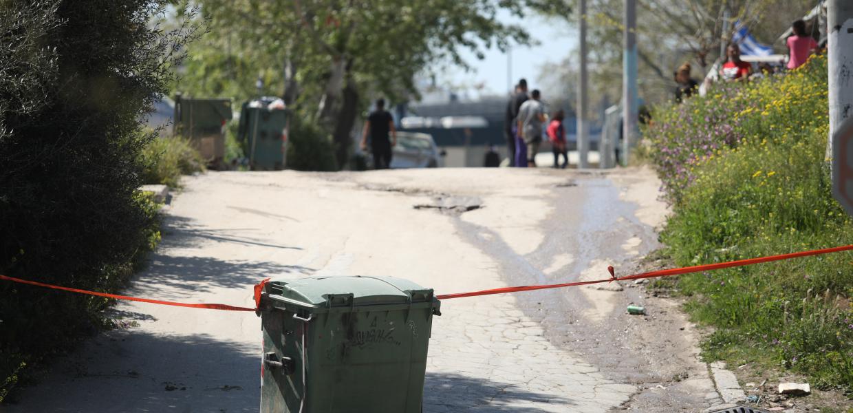 ΡΩΜΑ ΧΑΛΑΝΔΡΙ ΛΟΚ ΝΤΑΟΥΝ ΚΟΡΩΝΟΙΟΣ