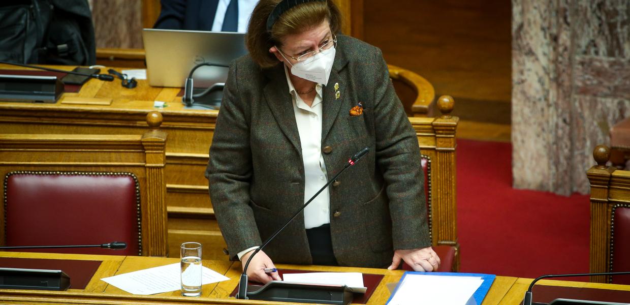 Λίνα Μενδώνη