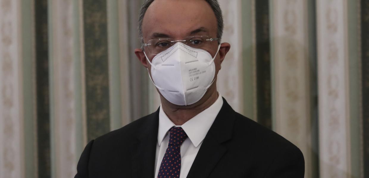 Ο Χρήστος Σταϊκούρας κατά τη διάρκεια ορκωμοσίας