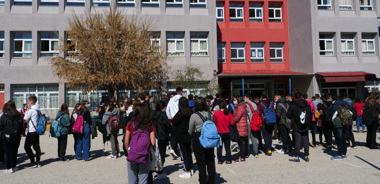 Άνοιγμα Λυκείων