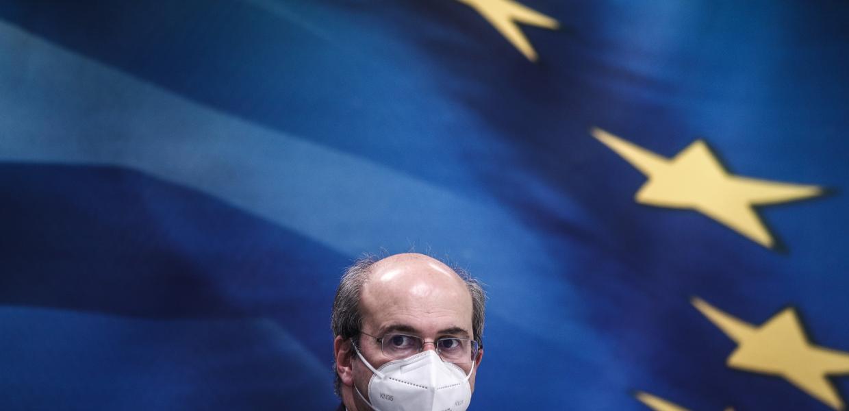 Ο Κωστής Χατζηδάκης σε ανακοινώσεις από το υπουργείο Οικονομικών