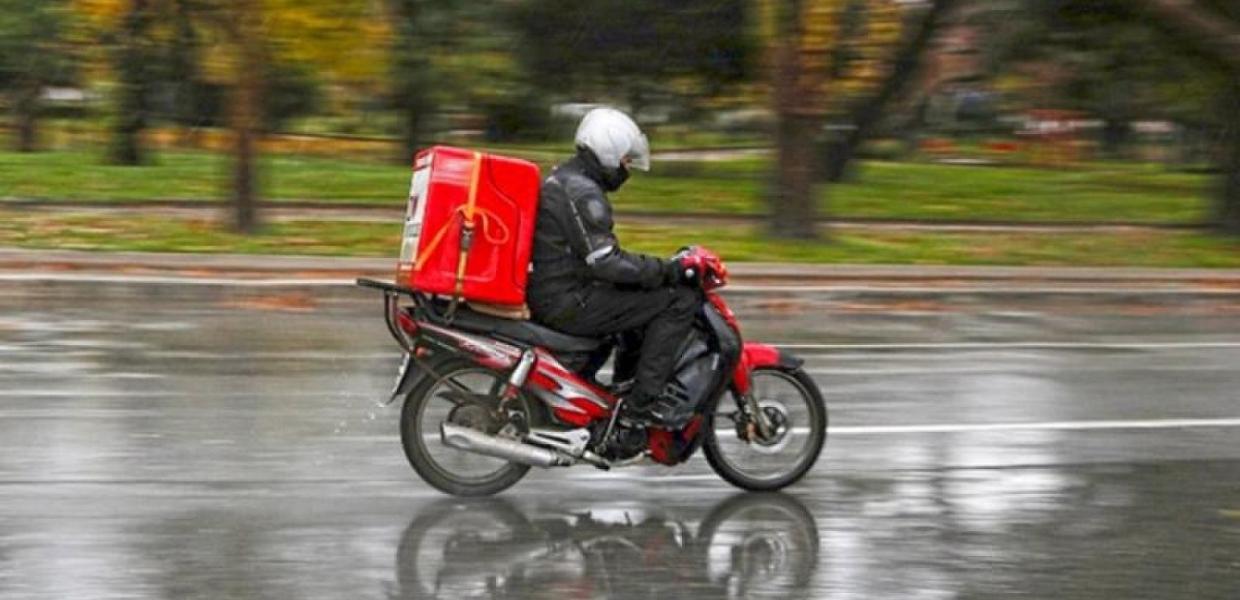 ΝΤΕΛΙΒΕΡΑΣ