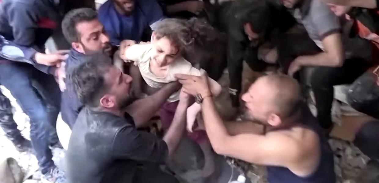 Διάσωση κοριτσιού στη Λωρίδα της Γάζας