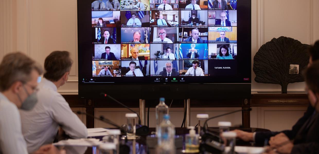 Το υπουργικό συμβούλιο σε συνεδρίαση μέσω τηλεδιάσκεψης