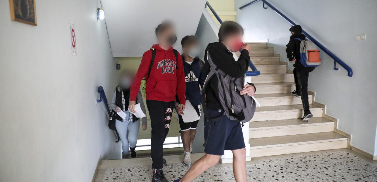 Μαθητές σε λύκειο