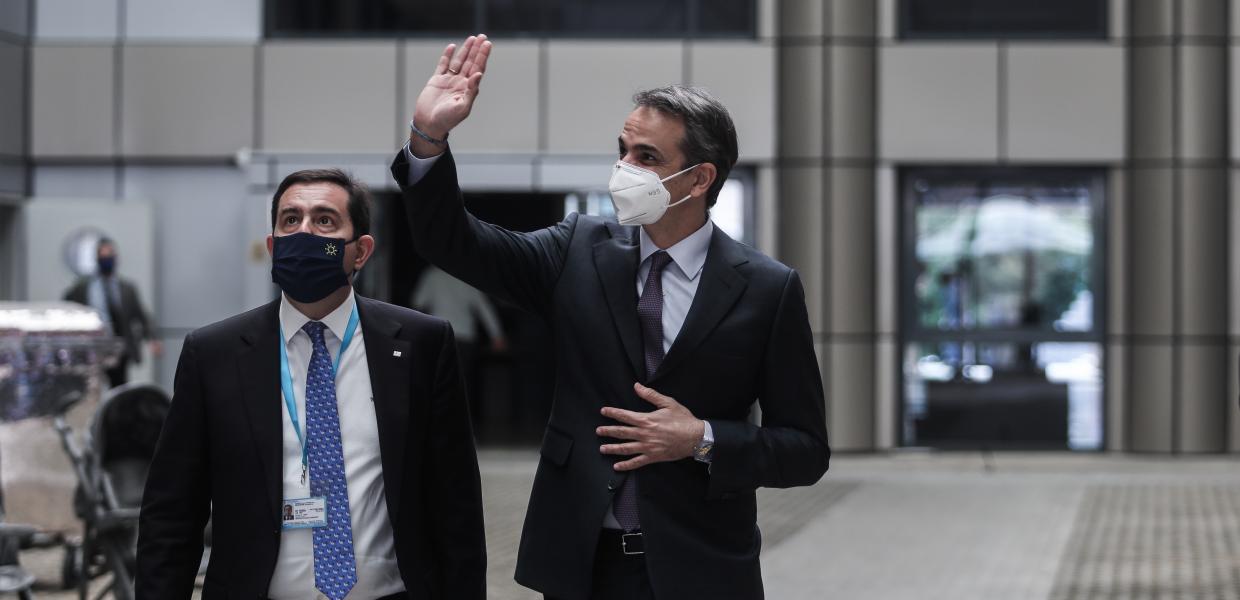 Νότης Μηταράκης και Κυριάκος Μητσοτάκης