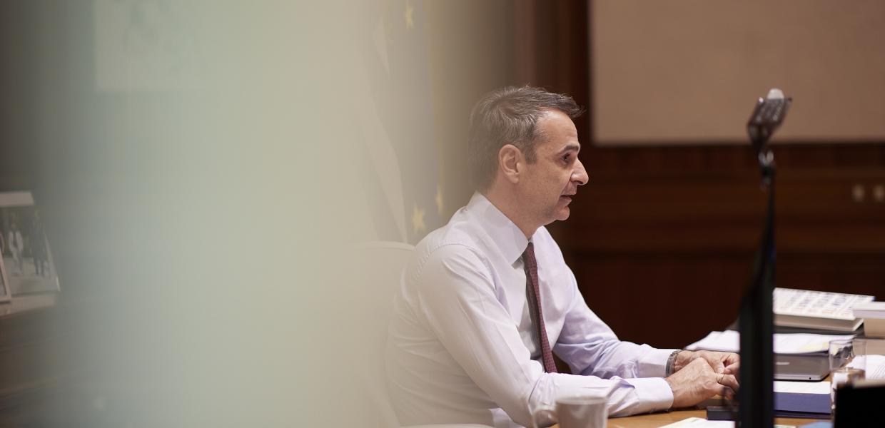 Ο Κυριάκος Μητσοτάκης στο Μαξίμου κατά τη διάρκεια εκδήλωσης