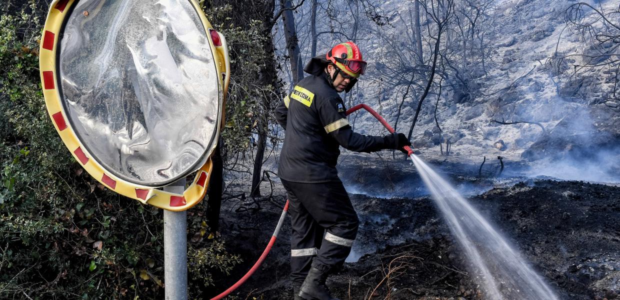 Φωτιά πυροσβεστική