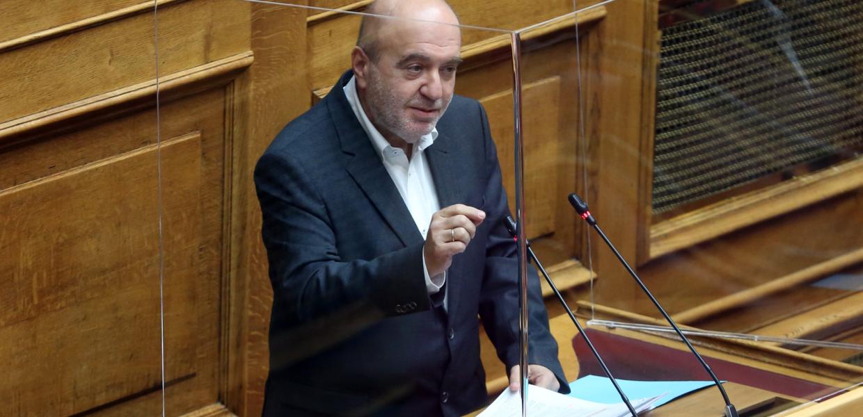Τρύφωνας Αλεξιάδης