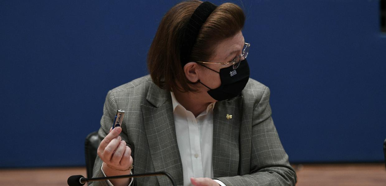 Η Λίνα Μενδώνη στη υπουργείο Πολιτισμού