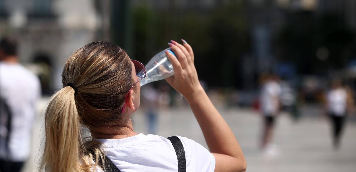 ζέστη καύσωνας καιρός