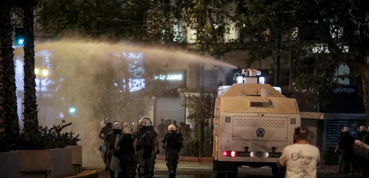 EΠΕΙΣΟΔΙΑ ΑΝΤΙΕΜΒΟΛΙΑΣΤΕΣ