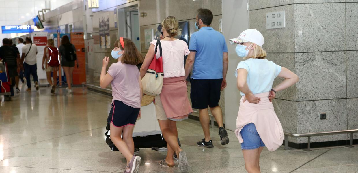 αεροδρόμιο τουρισμός παιδί