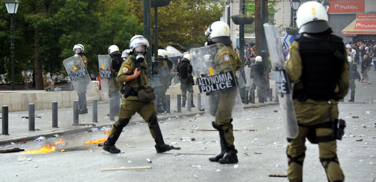 ΜΑΤ στο Σύνταγμα