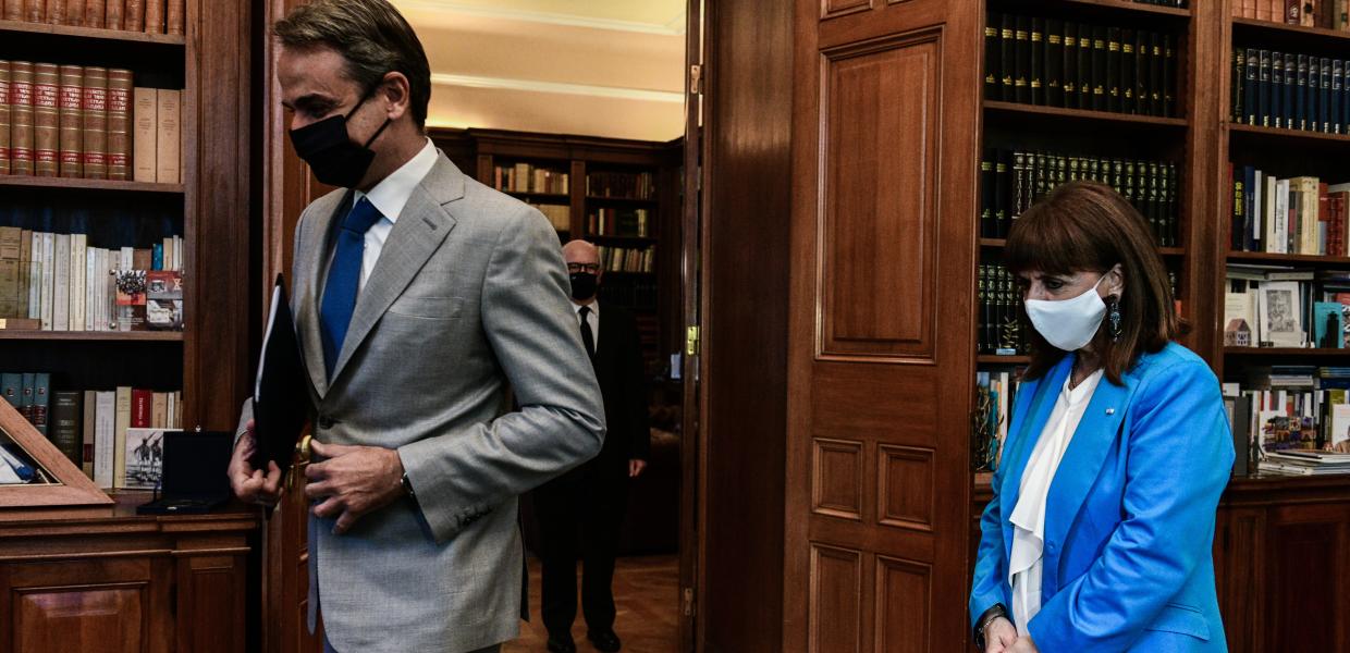 Κυριάκος Μητσοτάκης και Κατερίνα Σακελλαροπούλου