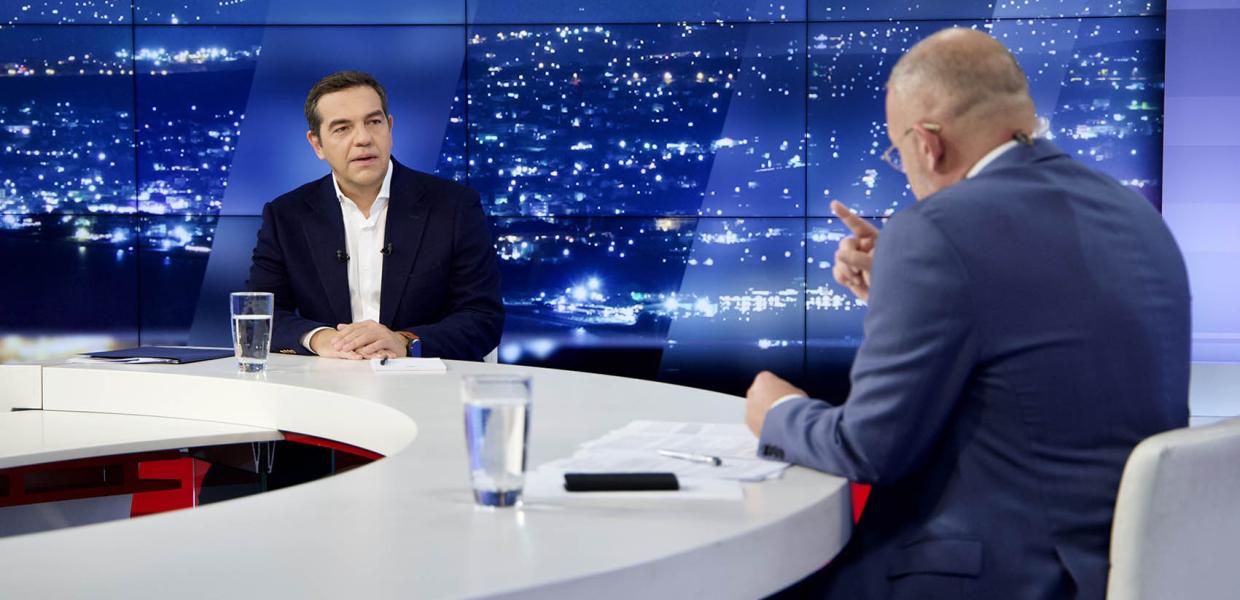 Ο Αλέξης Τσίπρας δίνει συνέντευξη στο Κρήτη Tv