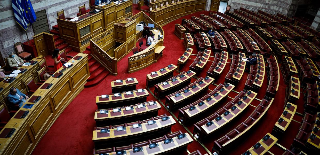 Η ολομέλεια στη Βουλή