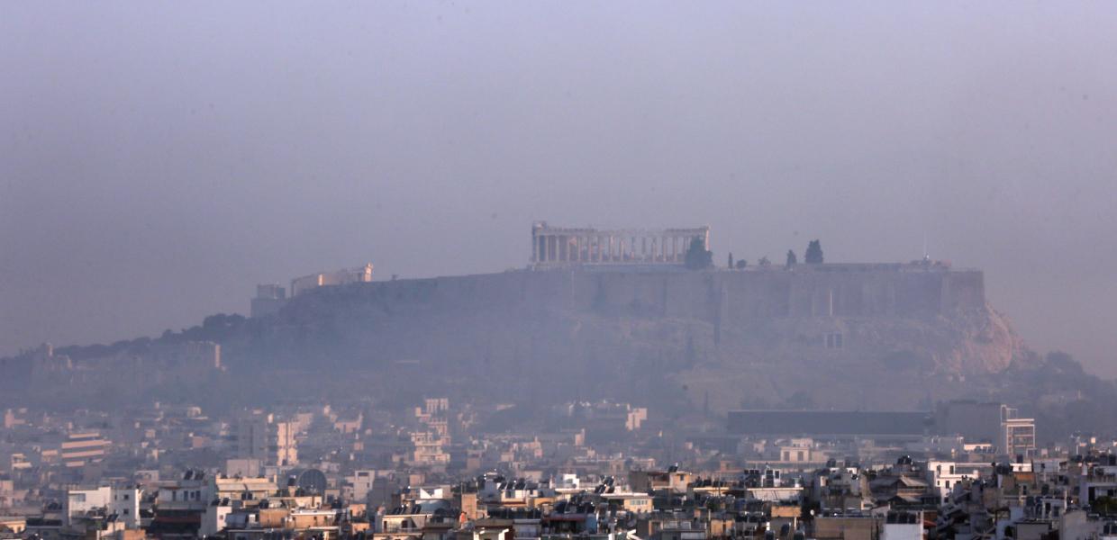 Καπνός πυρκαγιά Ακρόπολη αέρας