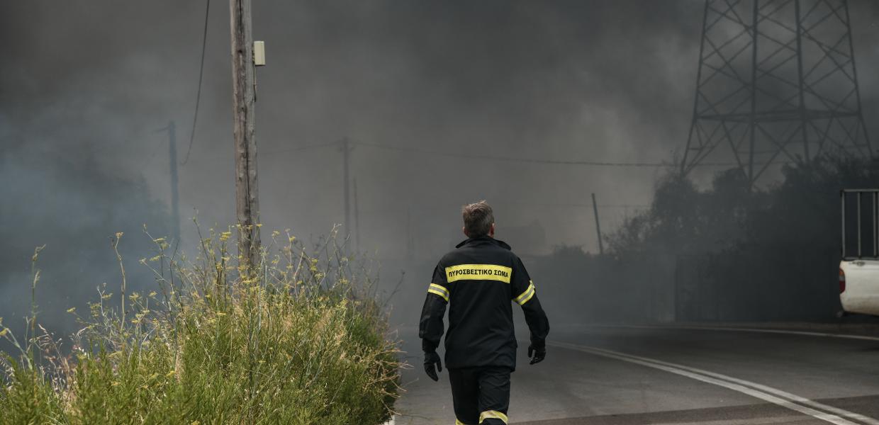 Πυρκαγιά Βαρυμπόμπη Αττική ΔΕΗ