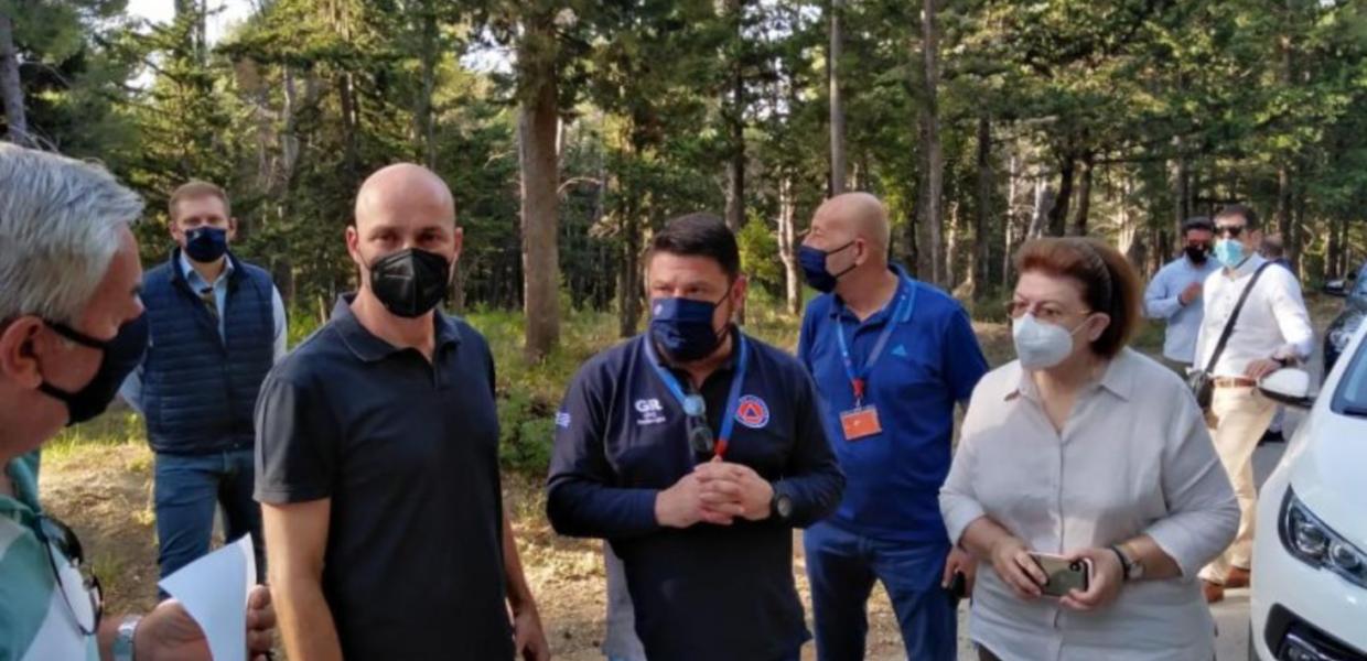 Λίνα Μενδώνη και Νίκος Χρυσοχοΐδης στο Τατόι