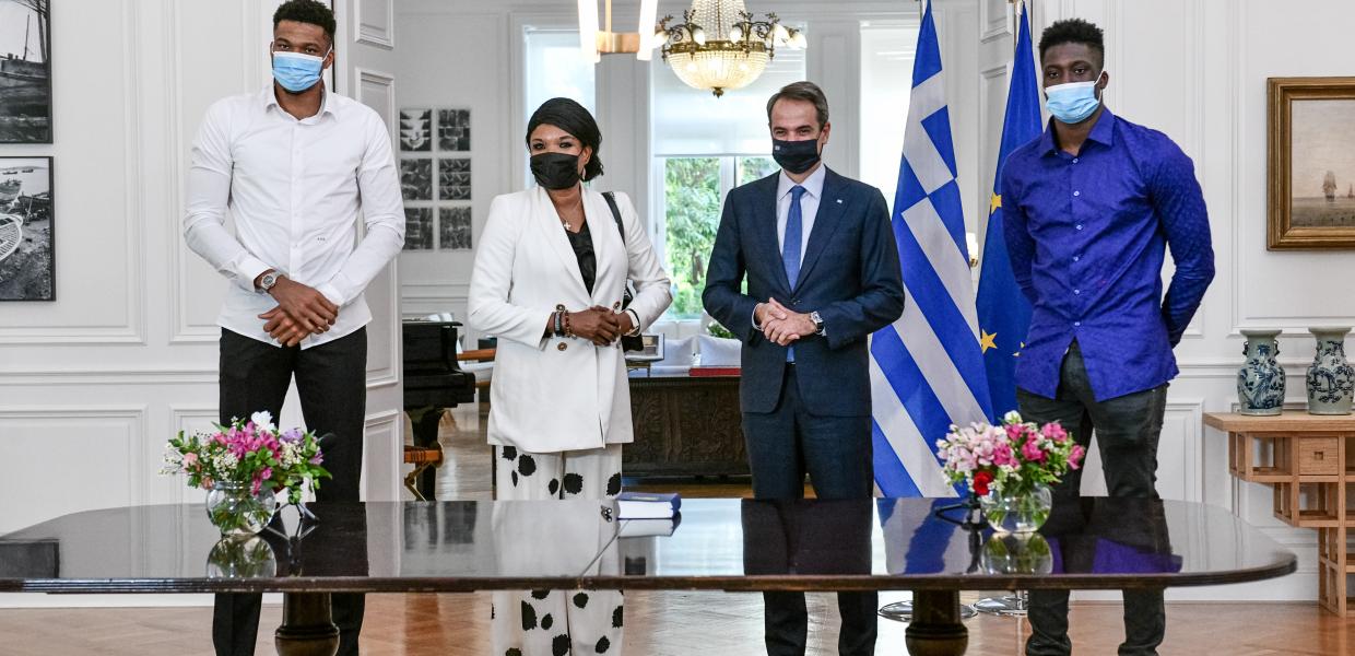 Μητσοτακης αντετοκουνμπο