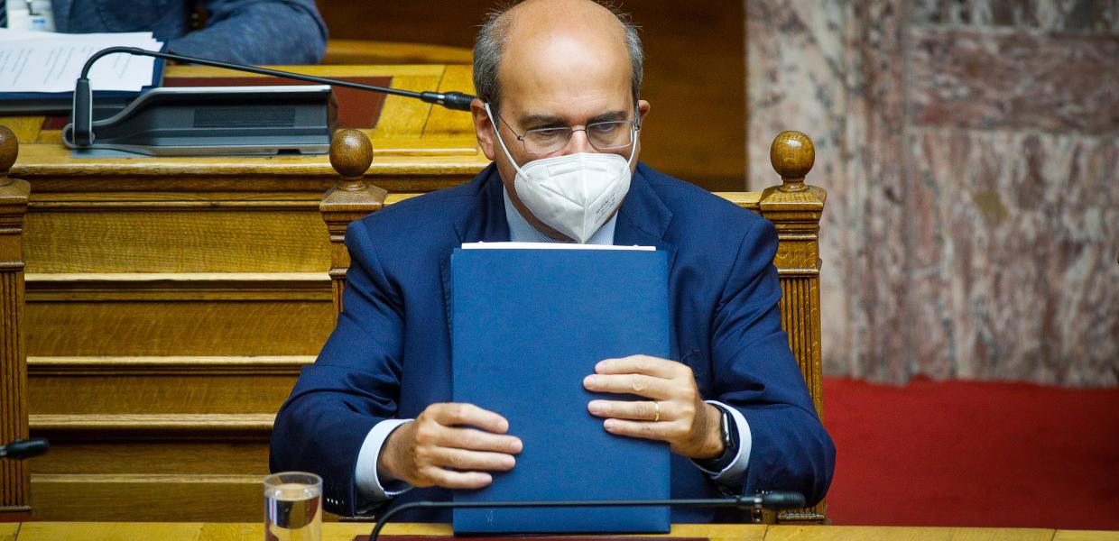 Ο Κωστής Χατζηδάκης στη Βουλή