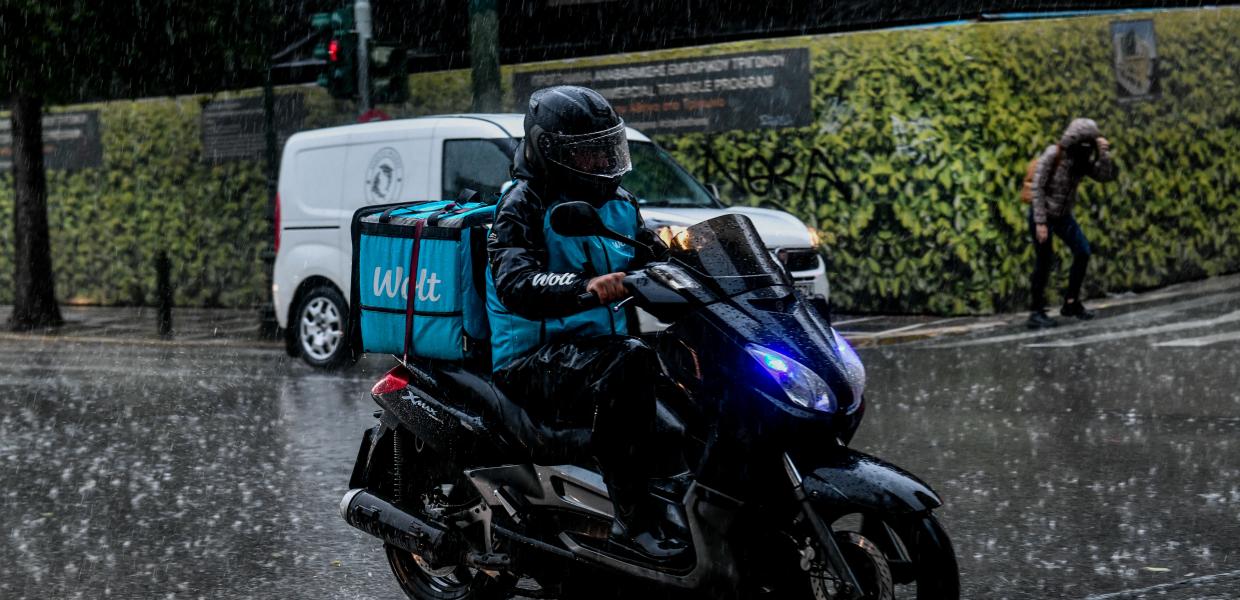 NTEΛΙΒΕΡΙ ΝΤΕΛΙΒΕΡΑΣ