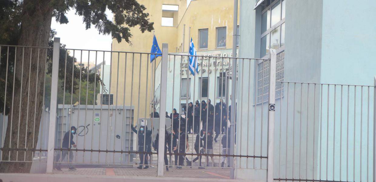 Ακροδεξιοί στο ΕΠΑΛ στην Σταυρούπολη