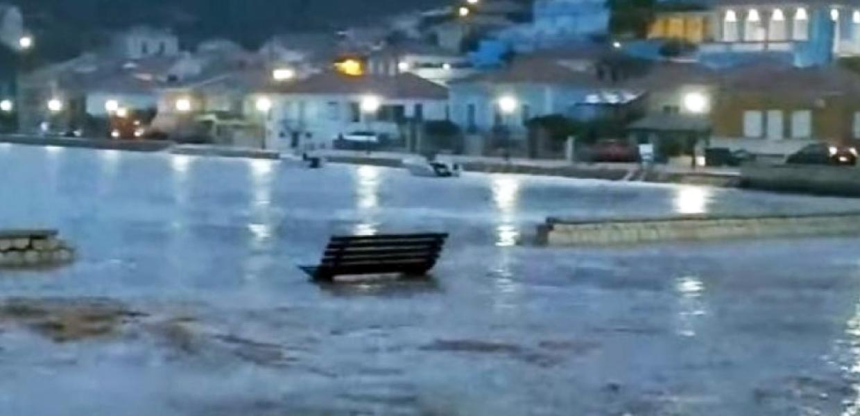 ΙΘΑΚΗ ΠΛΗΜΜΥΡΑ ΒΑΘΥ