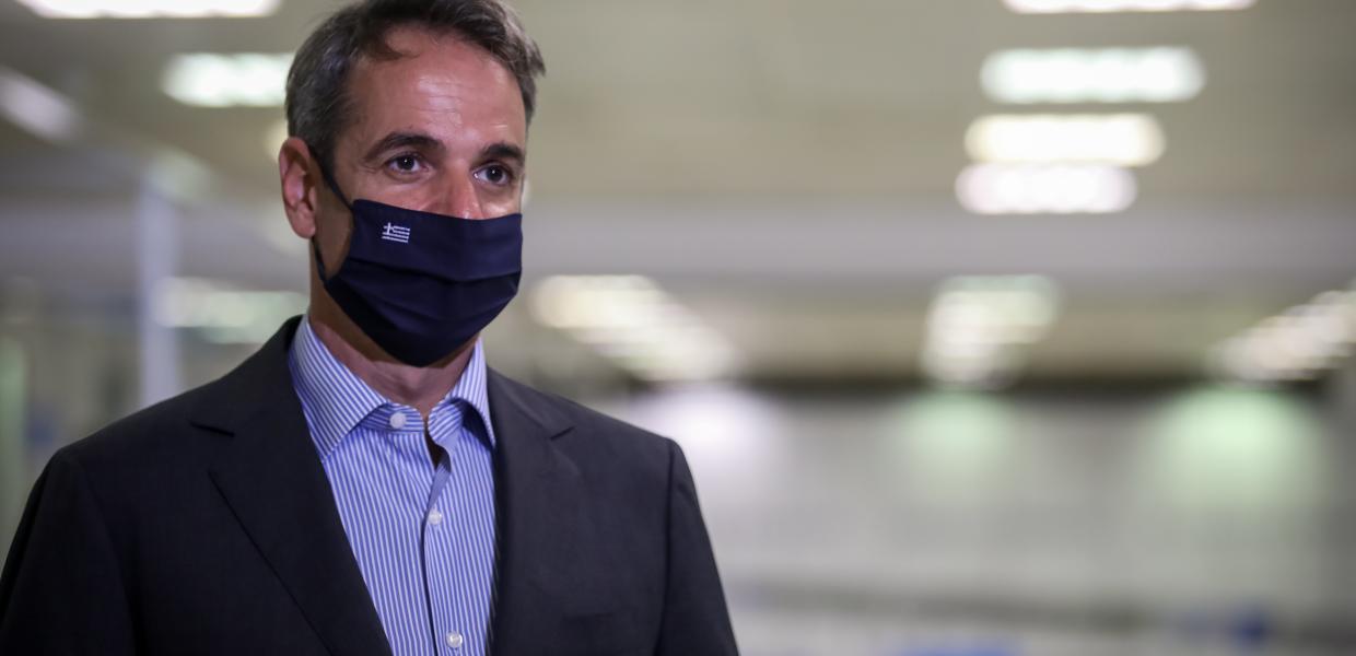 Ο Κυριάκος Μητσοτάκης ετοιμάζεται να κάνει τρίτη δόση του εμβολίου
