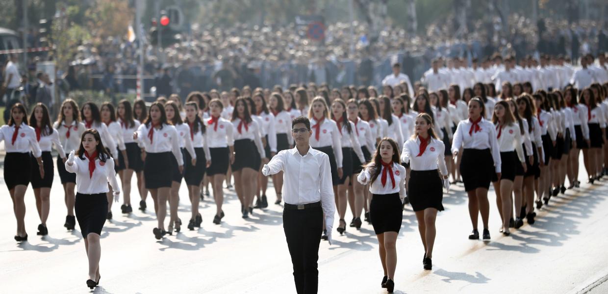 Παρέλαση μαθητές