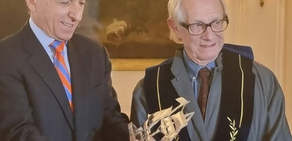 ΚΕΝ ΛΟΟΥΤΣ