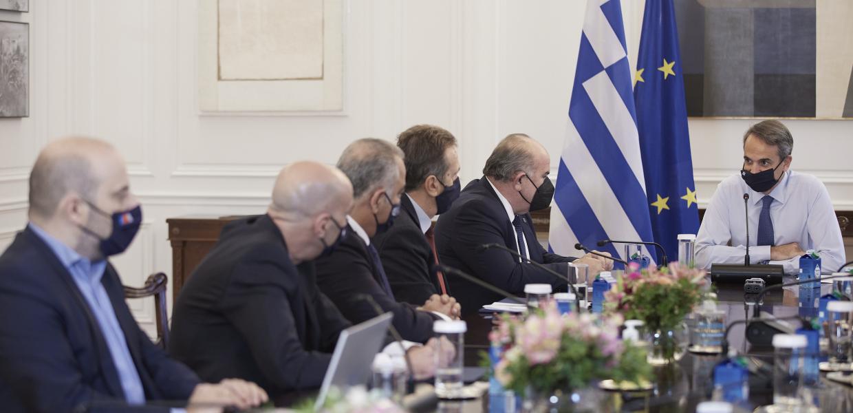 ΜΗΤΣΟΤΑΚΗ ΣΥΣΚΕΨΗ ΕΣΤΙΑΣΗ