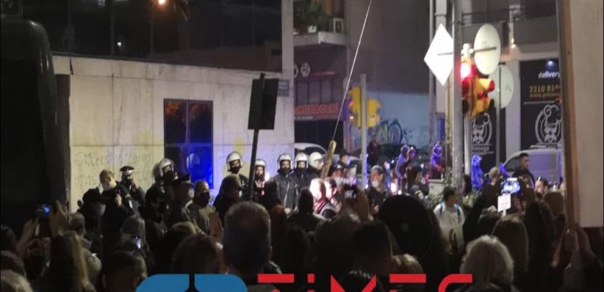 ΥΓΕΙΟΝΟΜΙΚΟΙ ΑΝΤΙΕΜΒΟΛΙΑΣΤΕΣ ΘΕΣΣΑΛΟΝΙΚΗ