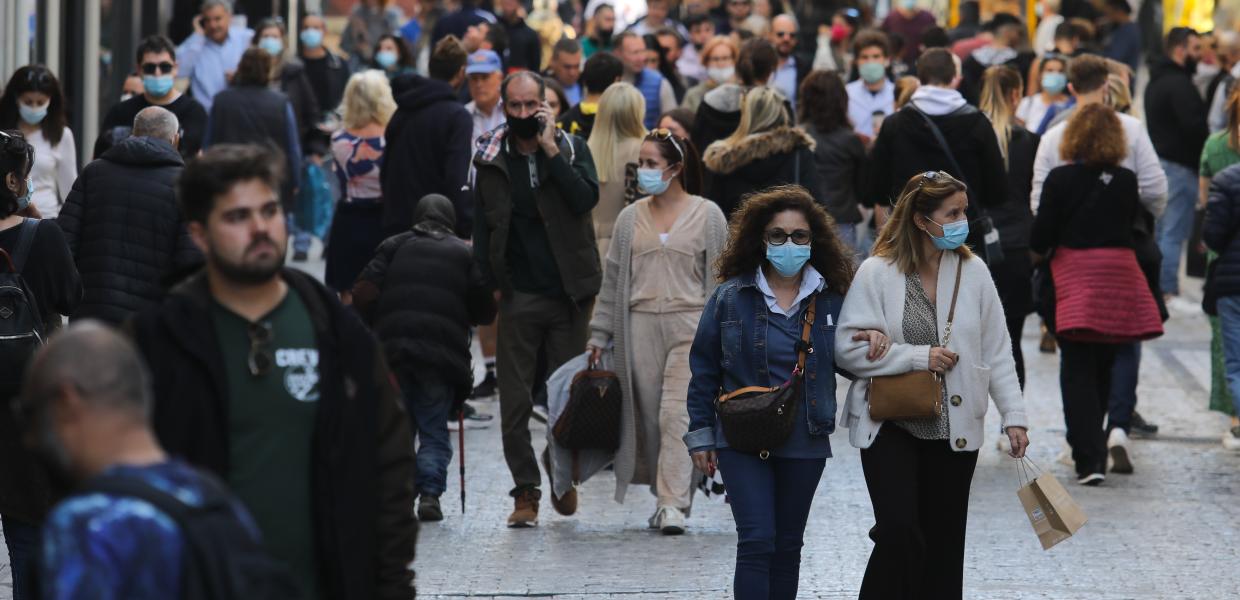Κόσμος στην Ερμού