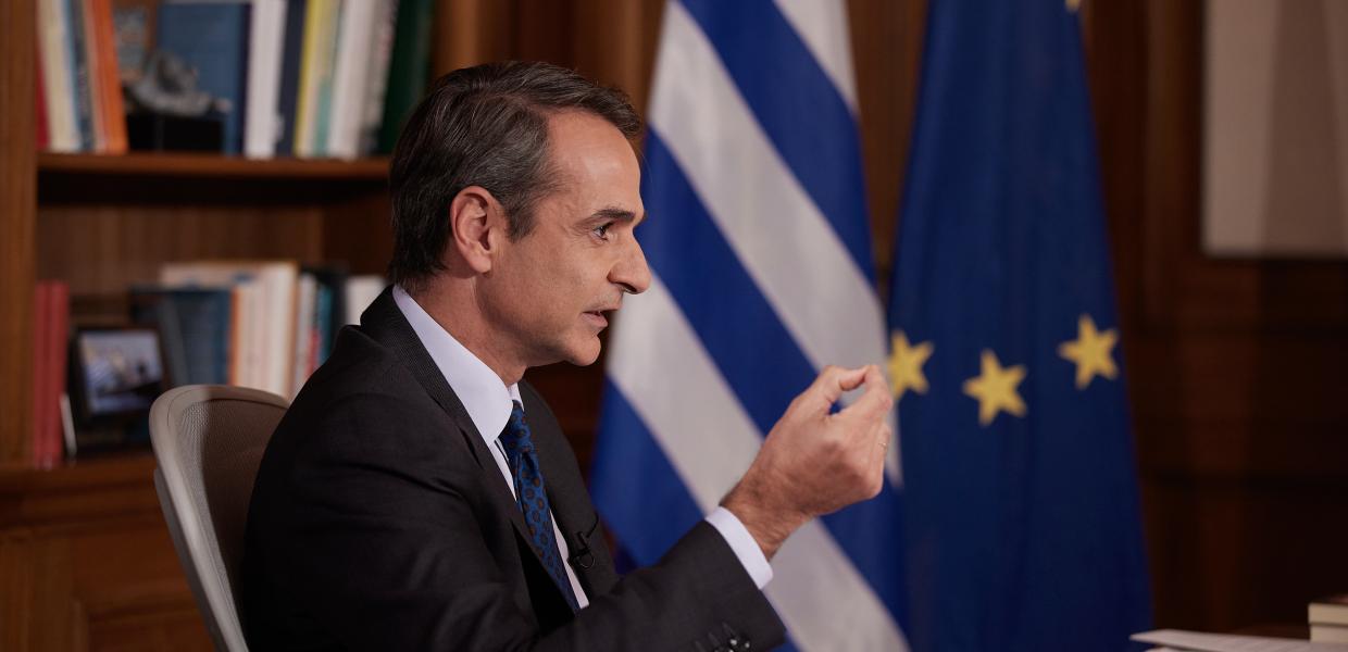 Ο Κυριάκος Μητσοτάκης κατά τη διάρκεια συνέντευξης στο Mega