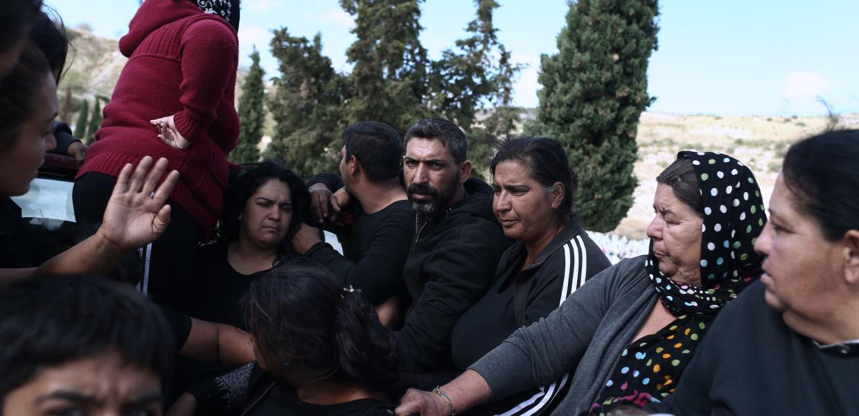 Συγγενείς και φίλοι του Νίκου Σαμπάνη
