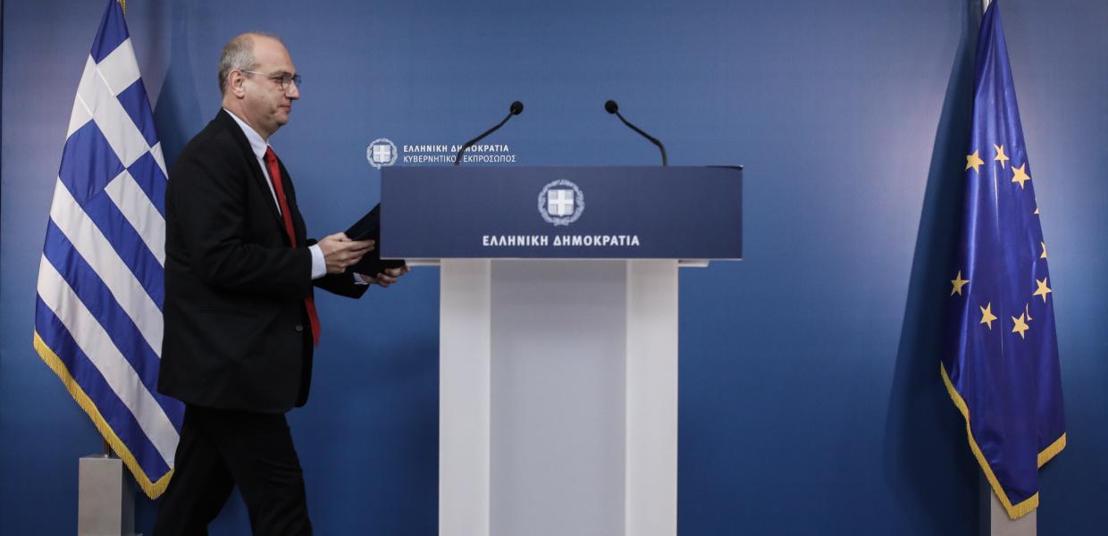 Ο κυβερνητικός εκπρόσωπος Γιάννης Οικονόμου