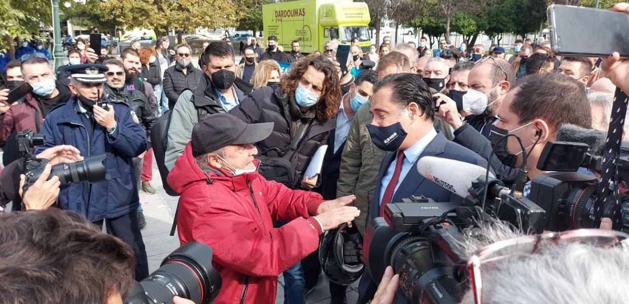 Πορεία από επαγγελματίες στην εστίαση