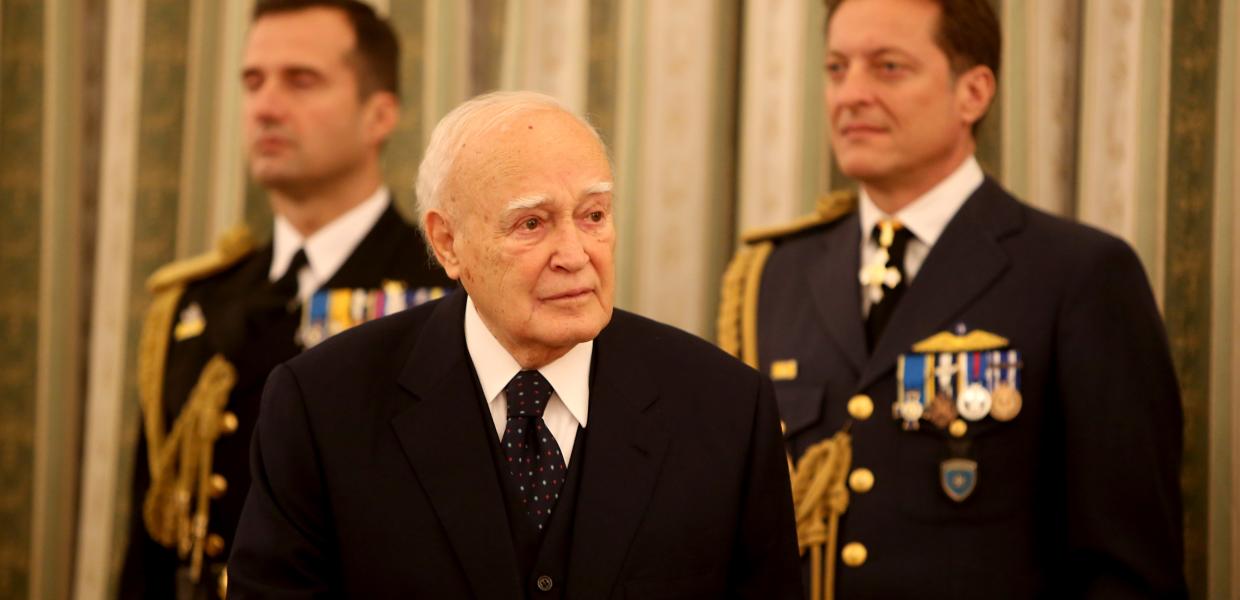 ΚΑΡΟΛΟΣ ΠΑΠΟΥΛΙΑΣ