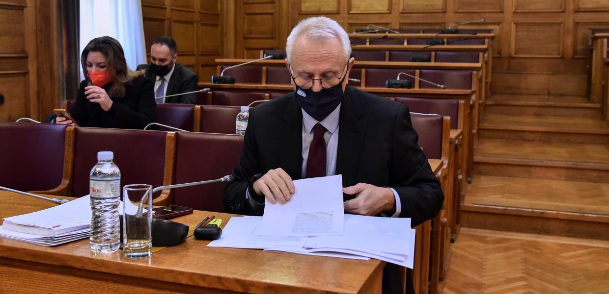 Ο Γιάννης Ραγκούσης στην Εξεταστική Επιτροπή