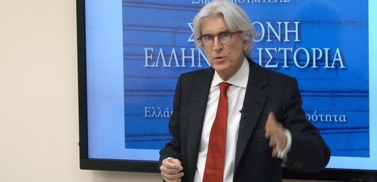 Σάκης Μουμτζής